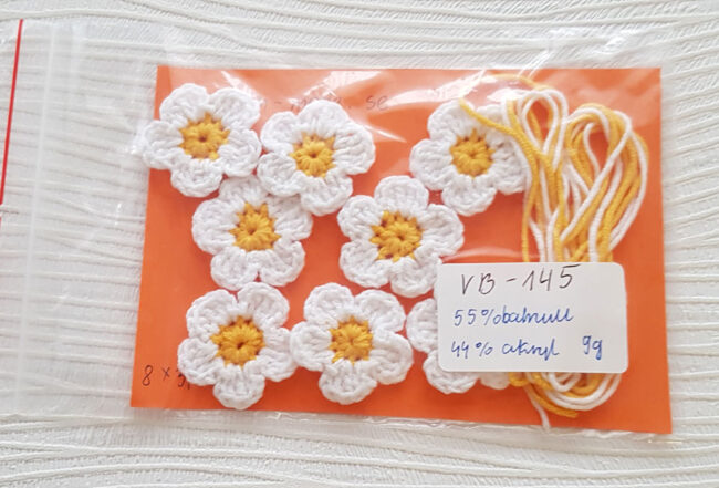 8st virkade blommor, ca 3,5cm - Bild 6