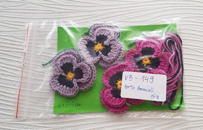 4st virkade penséer / violer  till påskriset, påskpynt, blommor - Bild 8