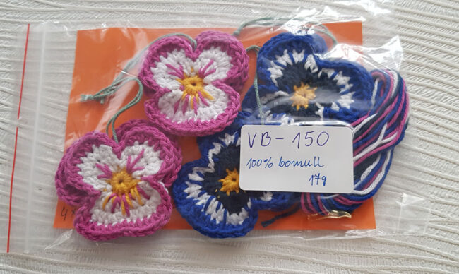 4st virkade penséer / violer  till påskriset, påskpynt, blommor - Bild 6