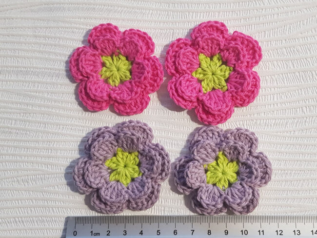 4 st virkade blommor, 5,5 cm - Bild 4